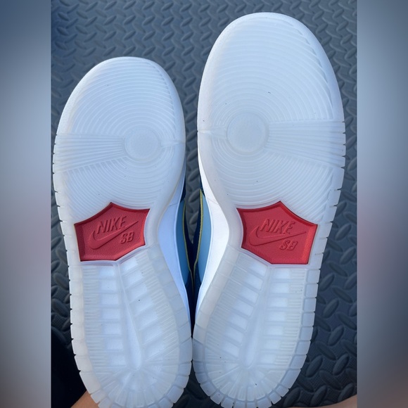 SB why so sad dunks - Picture 6 of 10